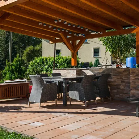 Modern In Hunsruck With Garden Apartment *
