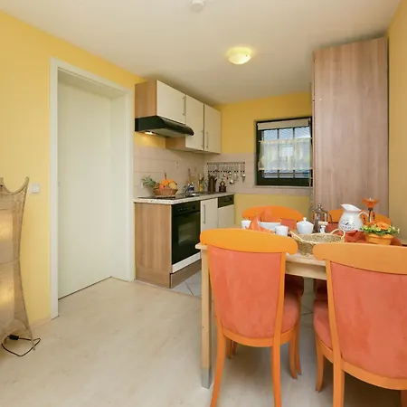 Modern In Hunsruck With Garden Apartment